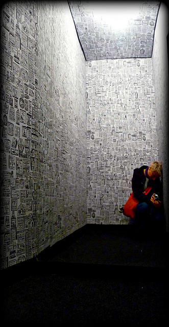 <a href="https://www.flickr.com/photos/estherase/4351723868">Image by Esther Simpson</a>