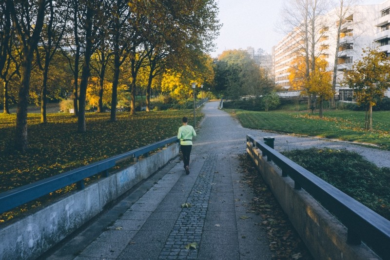 woman-jogging-in-park