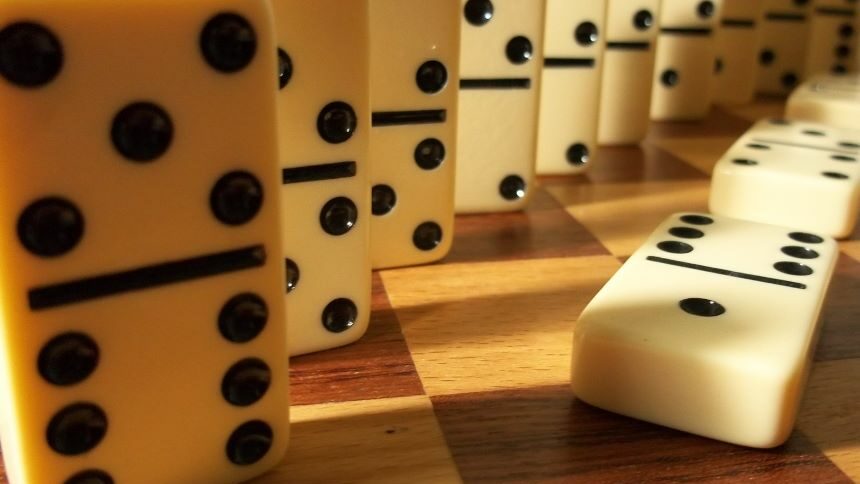 Dominos by Phillip Taylor 860